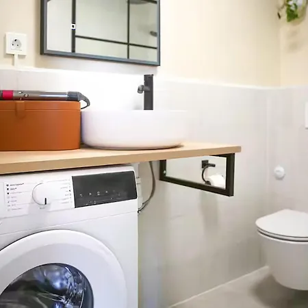 Apartamento Awesome In With Wifi